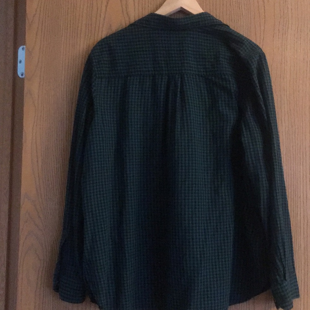 Nice button down - Picture 2 of 3